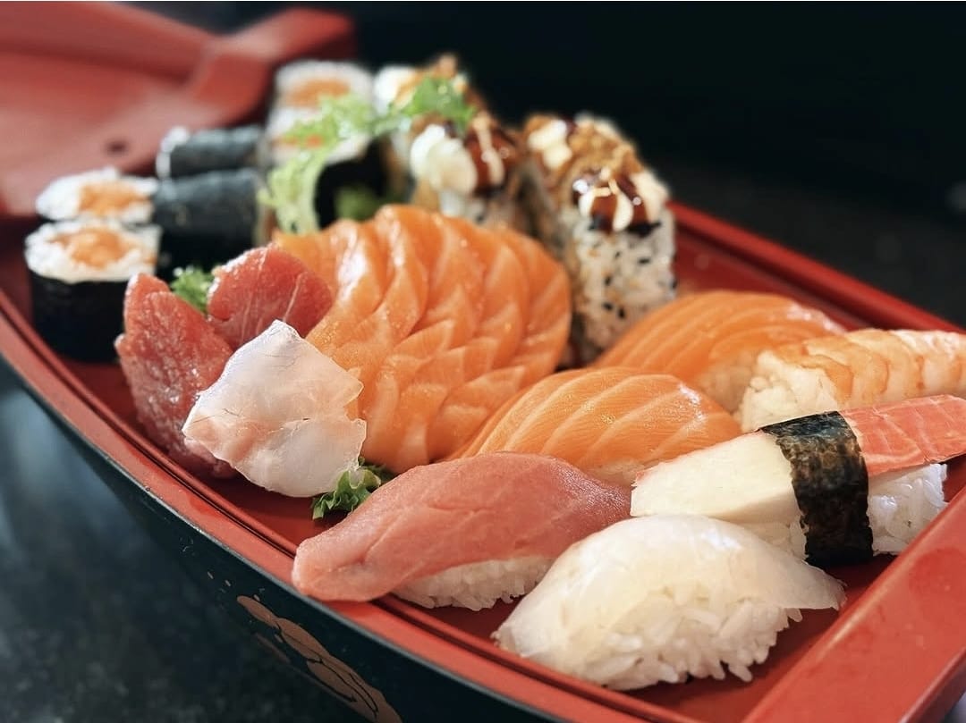 Barchetta di sushi