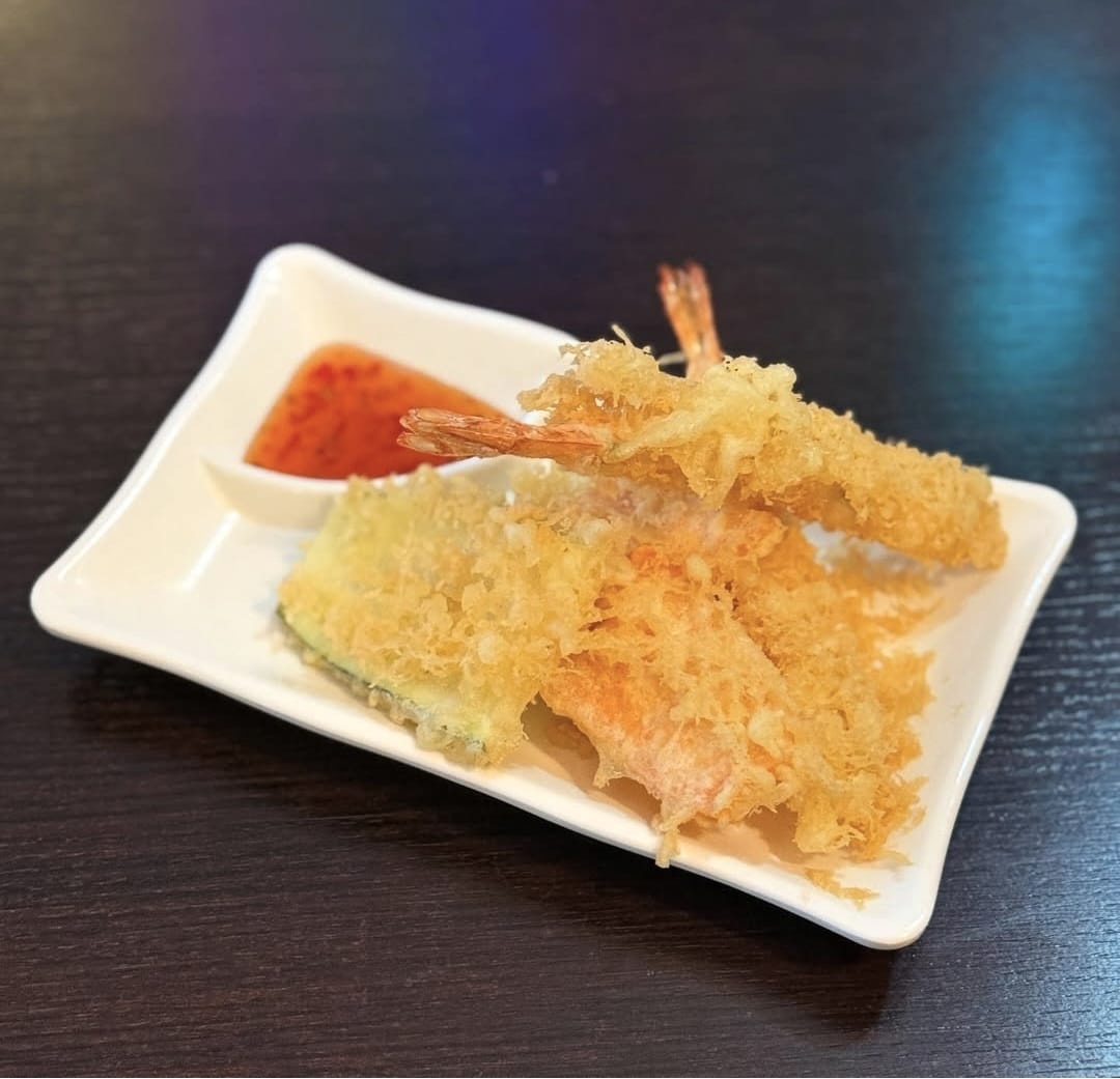 Tempura mista croccante con salsa agro piccante